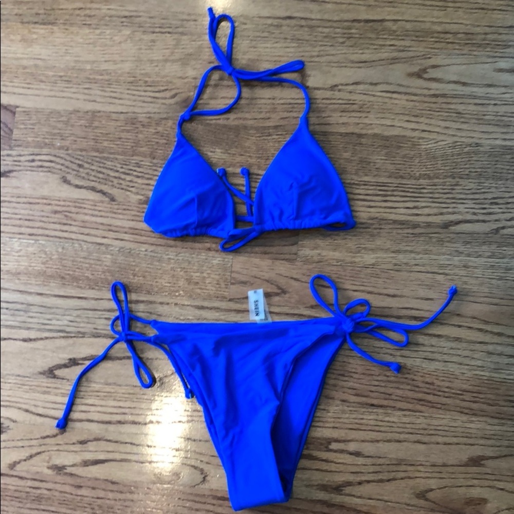 COPY - SHEIN Triangle Tie Side Bikini Set